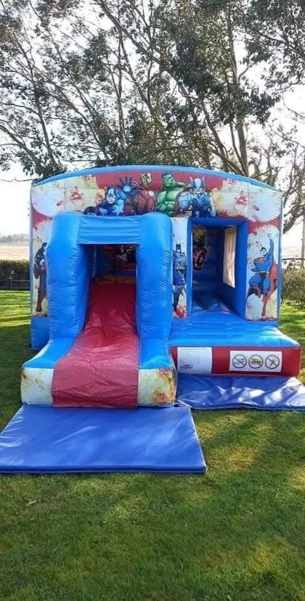 Bouncy castles for sale - Image 4