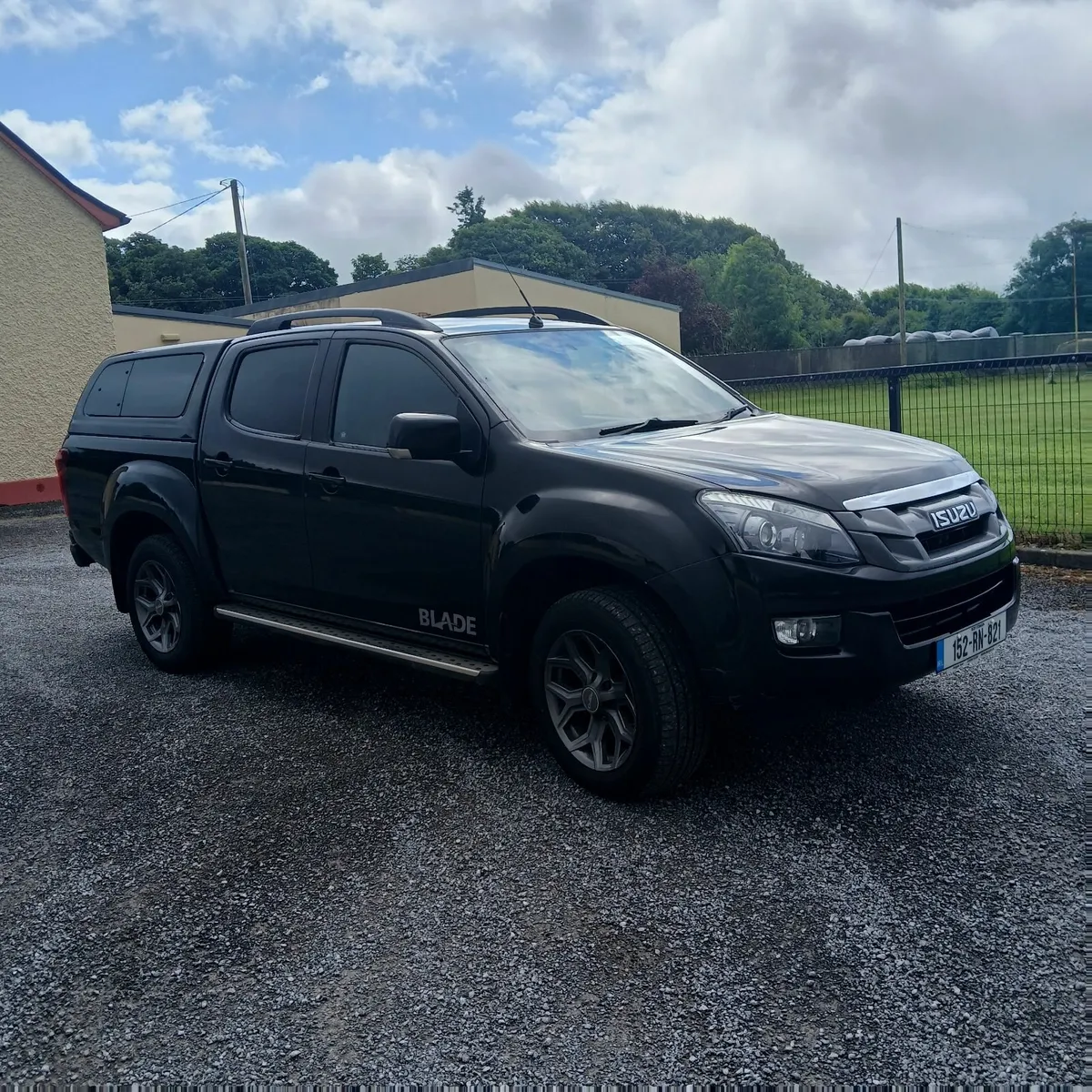 Isuzu D-Max 2015 - Image 1