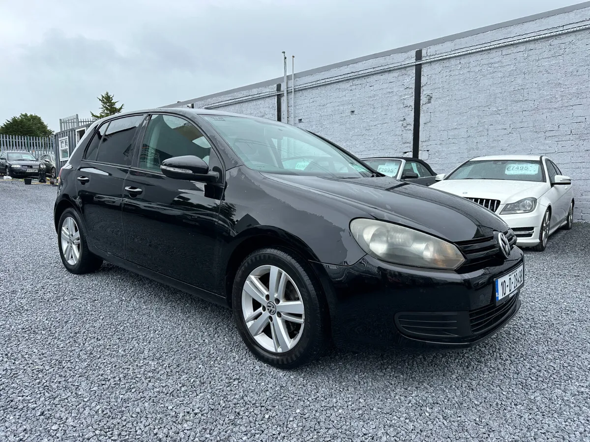 2010 Volkswagen Golf 1.6 TDI Trendline 105BHP - Image 1