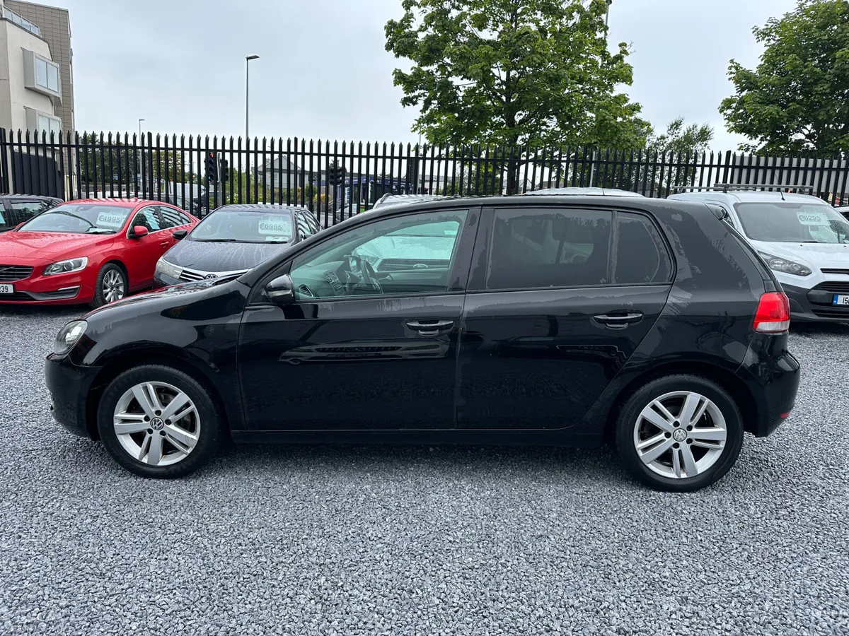 2010 Volkswagen Golf 1.6 TDI Trendline 105BHP - Image 4