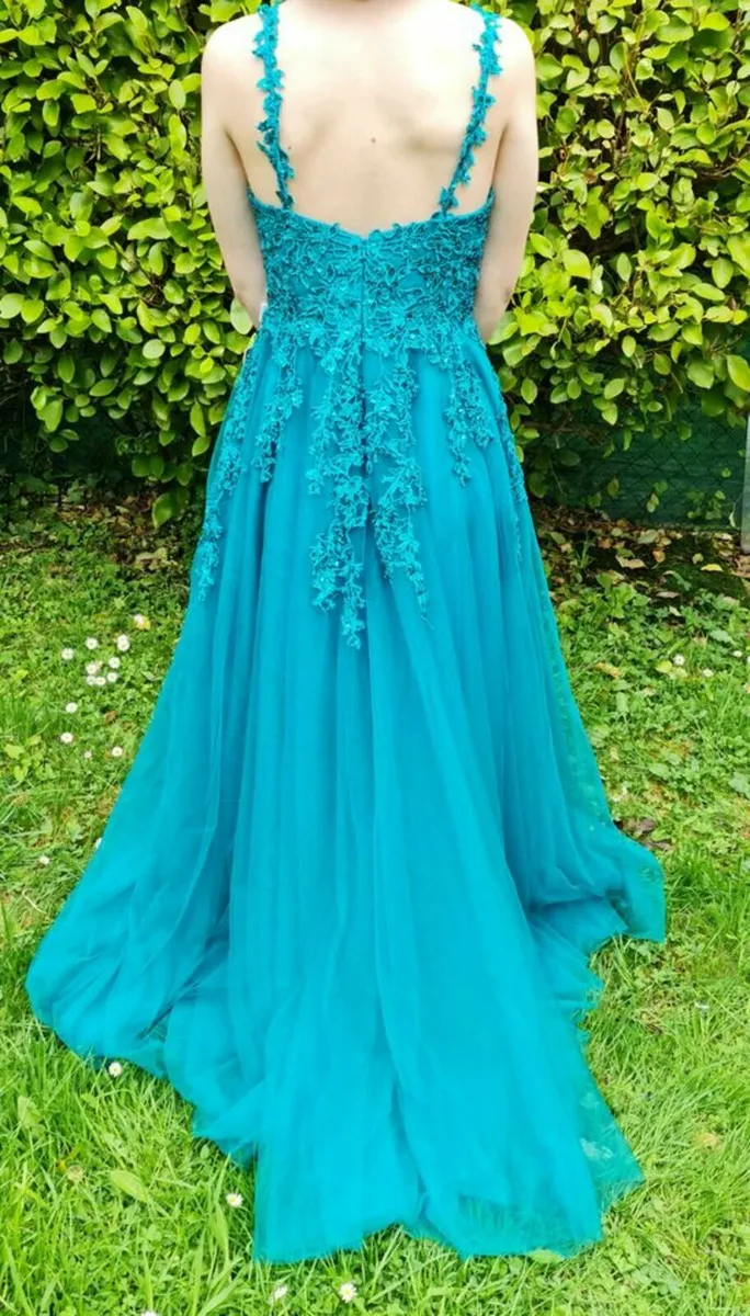 New debs dress for sale with tags size 10-12 - Image 2