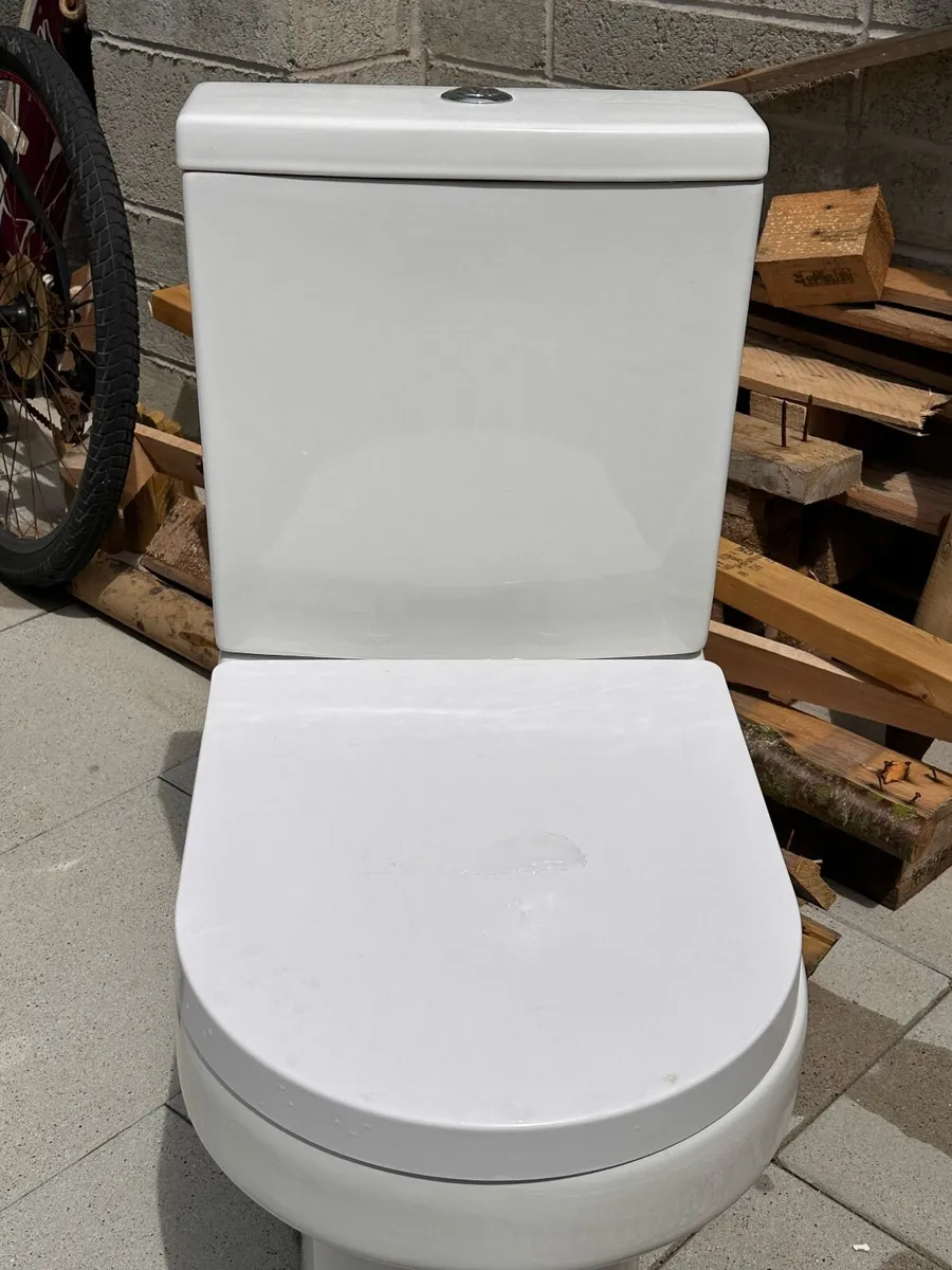 Radiator , Toilet Seat and Wash Basin - Image 1