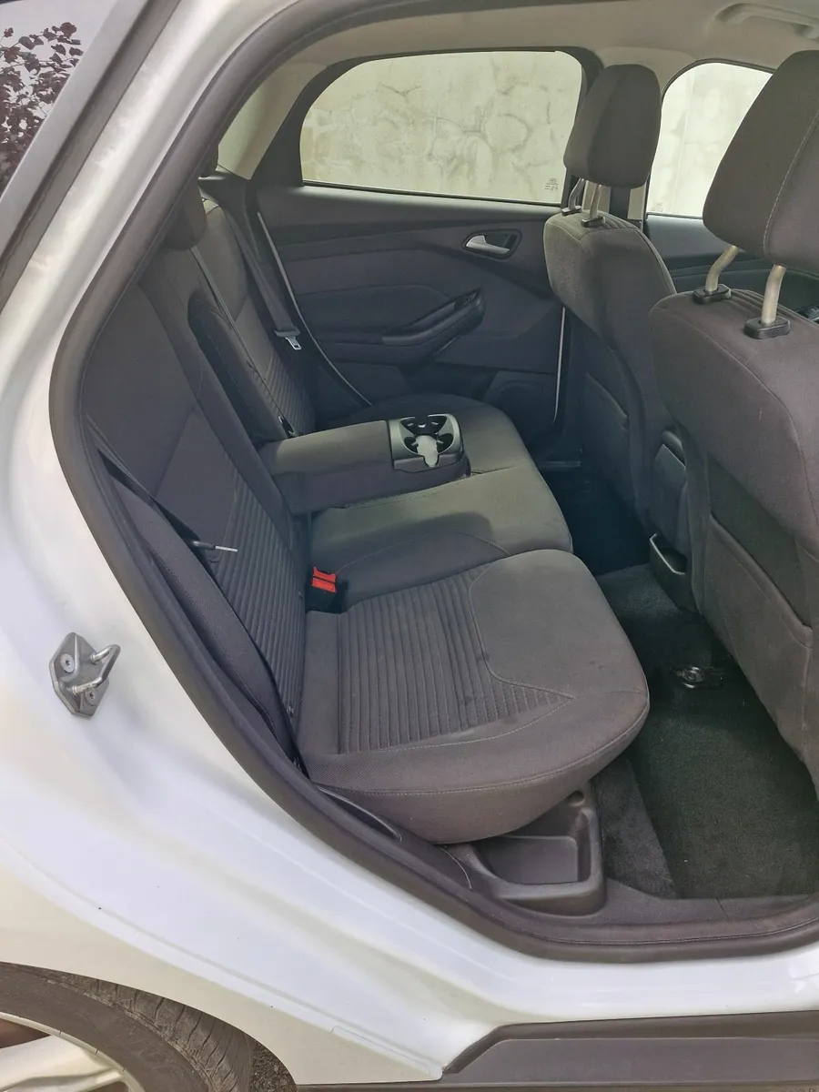 Ford Focus 2016 1.0 Titanium - Image 4