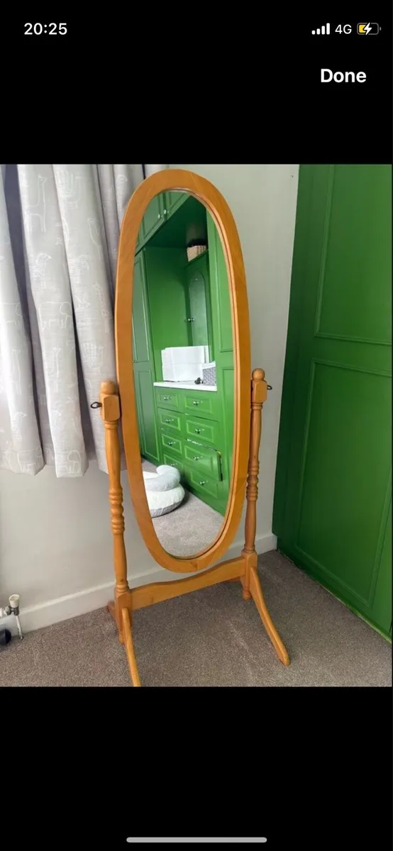 Oak standing mirror