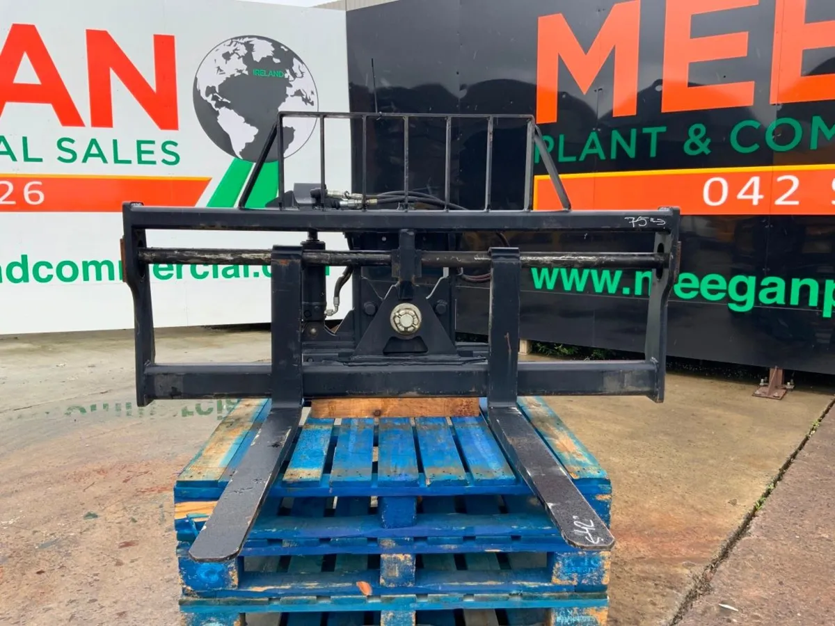 72" TILTING FORK CARRIAGE ATTACHMENT....4019 - Image 2