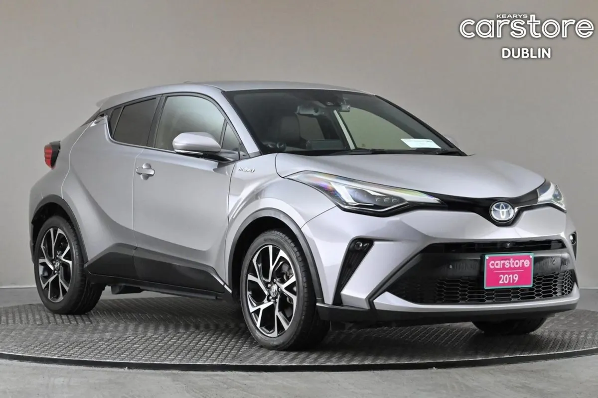 Toyota C-HR 1.8 Hybrid  half Leather android Car - Image 1