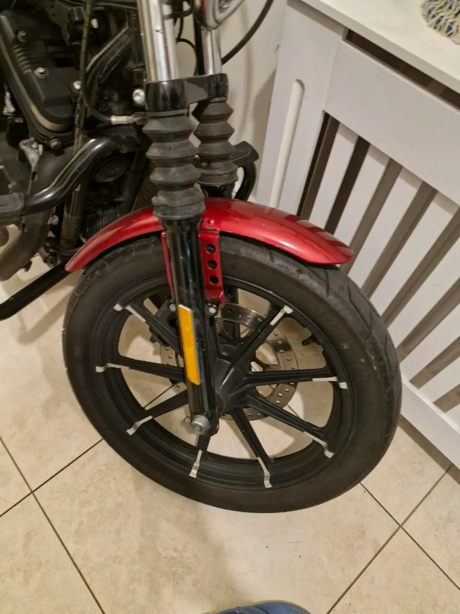 Harley Davidson 883 Iron - Image 4