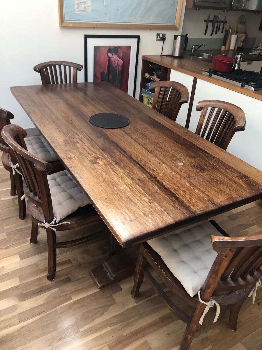 7 FOOT TABLE - Image 1