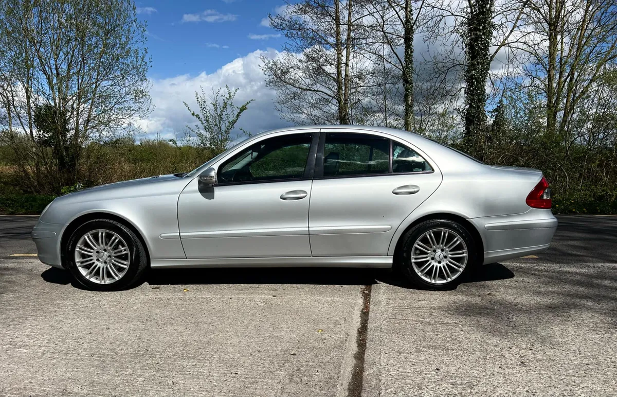 Mercedes-Benz E200 2006 Automatic 1.8P nct 12/25 - Image 2