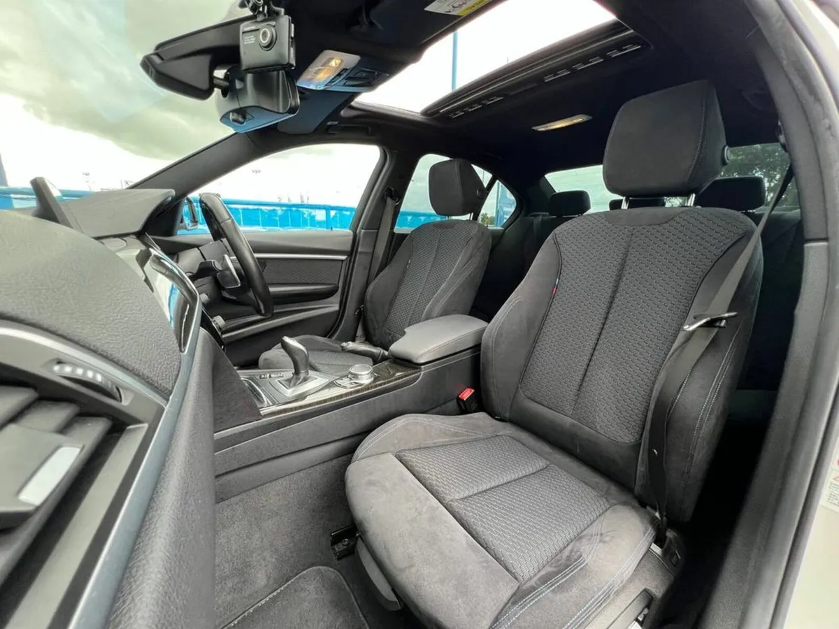 BMW 3-Series 320d M-SPORT COMPETITION PACK AUTO // - Image 2