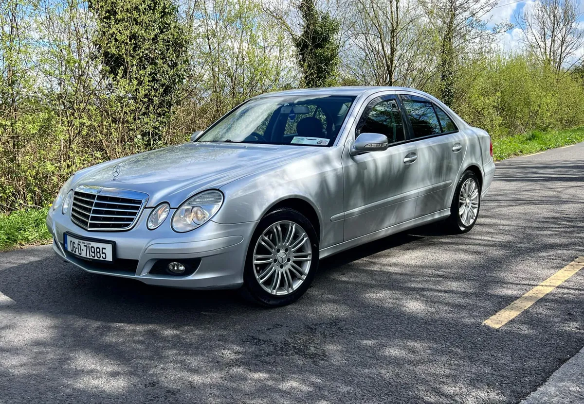 Mercedes-Benz E200 2006 Automatic 1.8P nct 12/25 - Image 4
