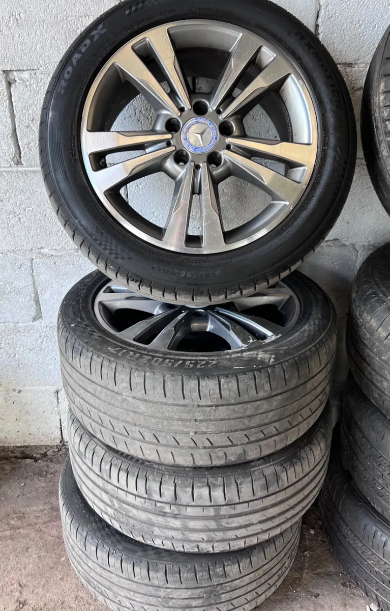 Mercedes Original genuine  factory sport alloys - Image 3