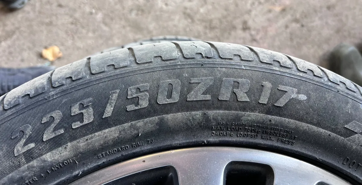 Mercedes Original genuine  factory sport alloys - Image 2