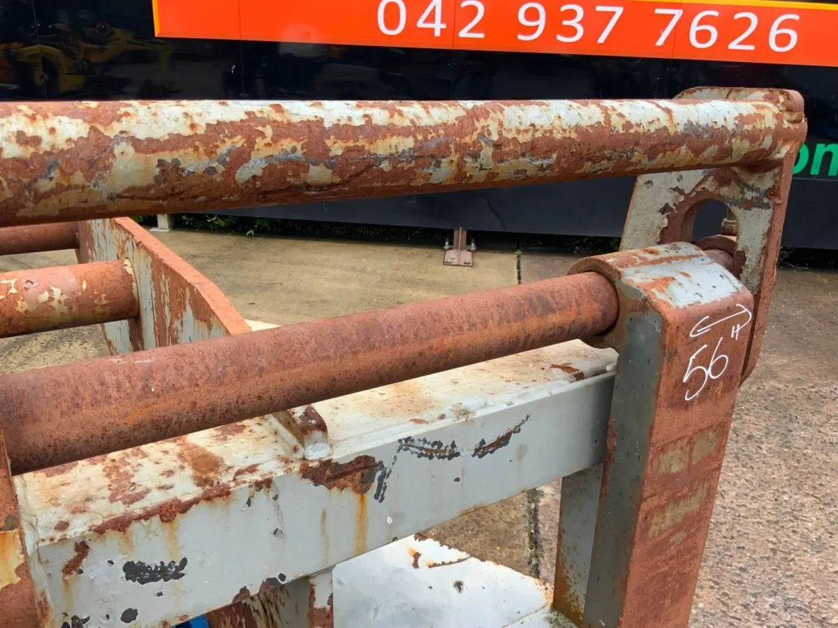 2020 PALLET FORK ATTACHMENT...90mm PINS......3536. - Image 4