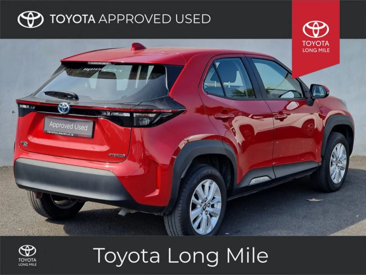 Toyota Yaris Cross 1.5 Hybrid Luna 5DR - Image 2
