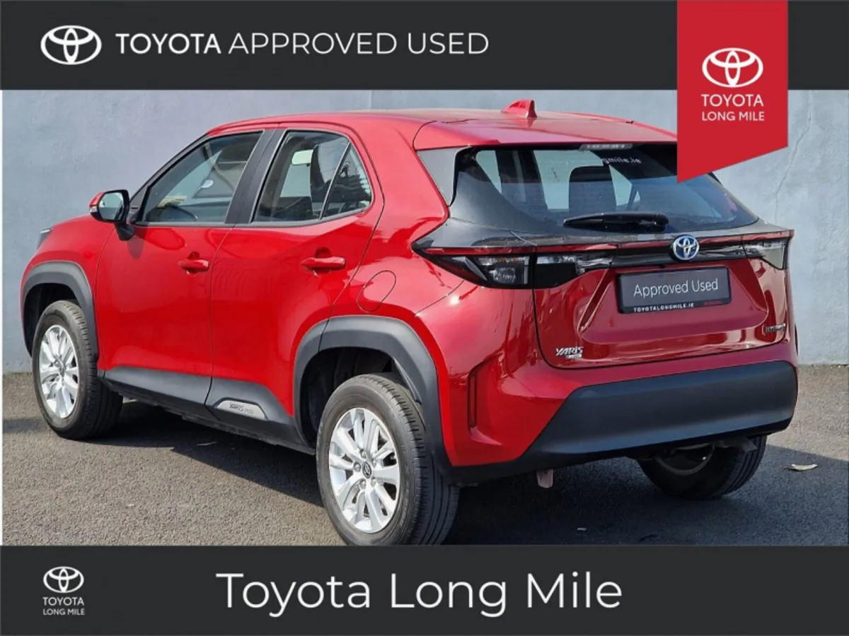 Toyota Yaris Cross 1.5 Hybrid Luna 5DR - Image 3
