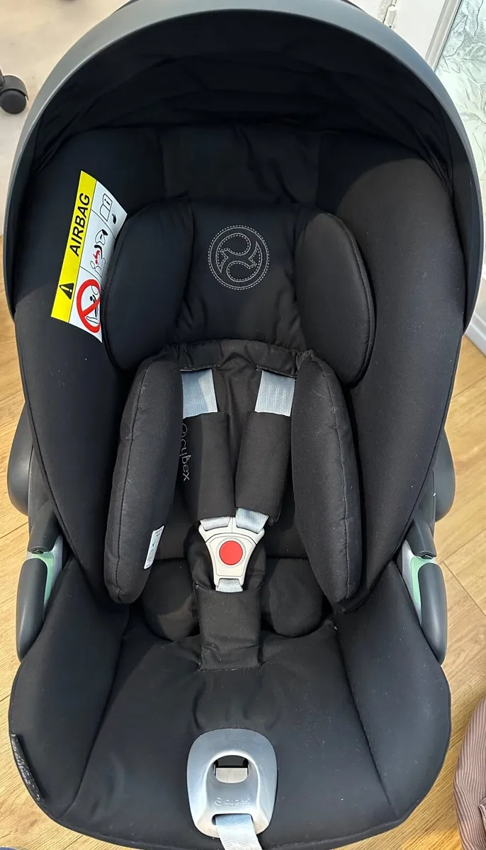 Cybex Car seat , cot - Image 3