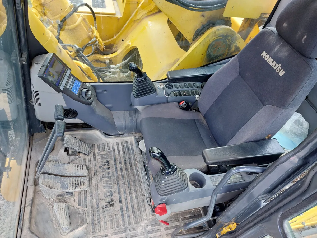 Komatsu PC700LC-11 - Image 4