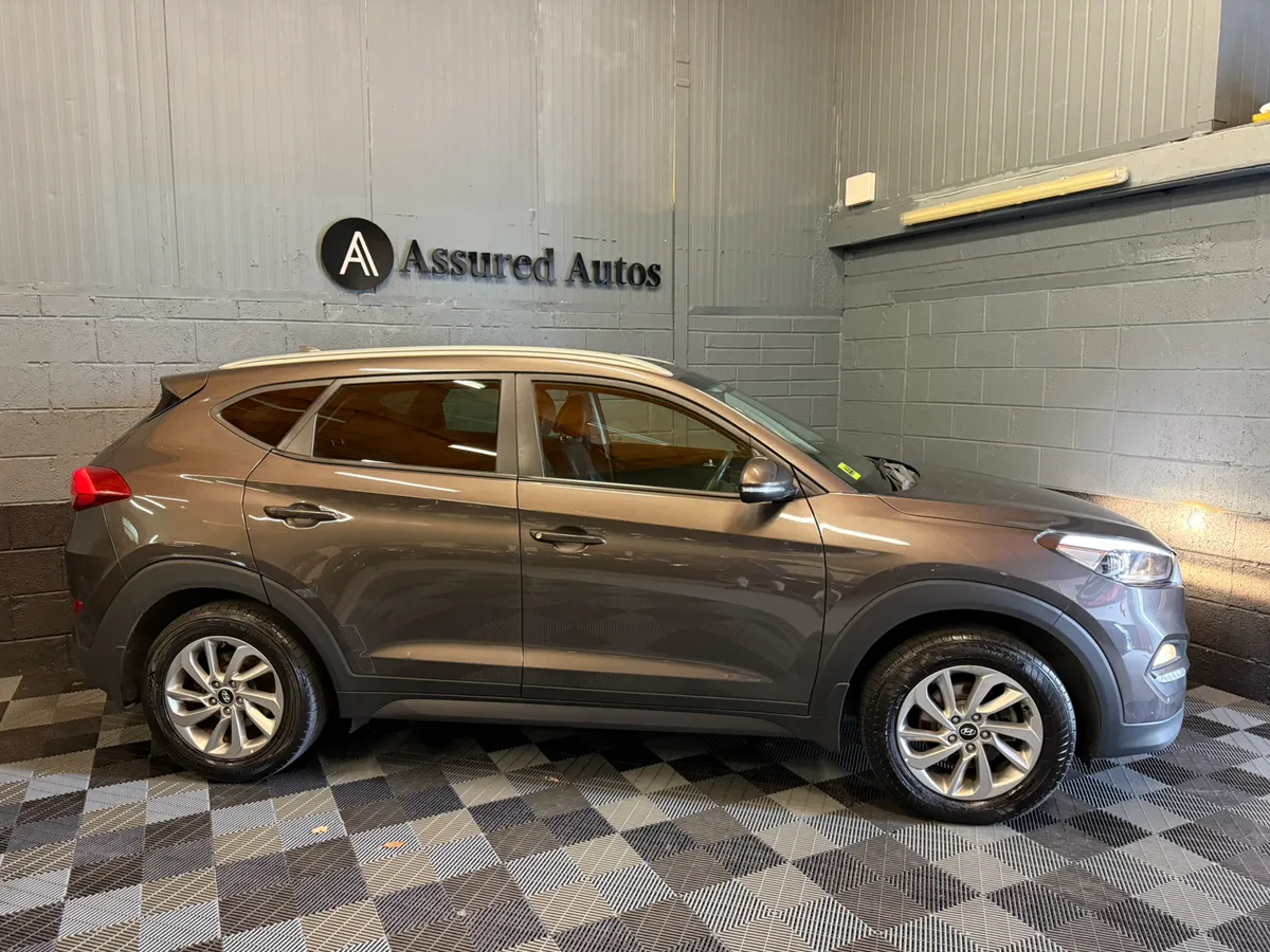 Hyundai Tucson 1.7 CRDi Executive - Image 2