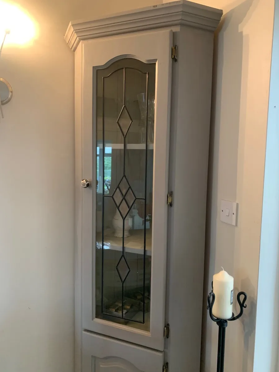 Corner cabinet - grey - with leaded door - Image 2