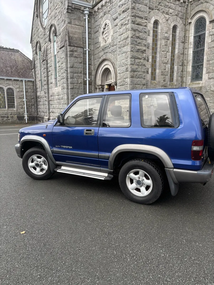 Isuzu trooper - Image 2