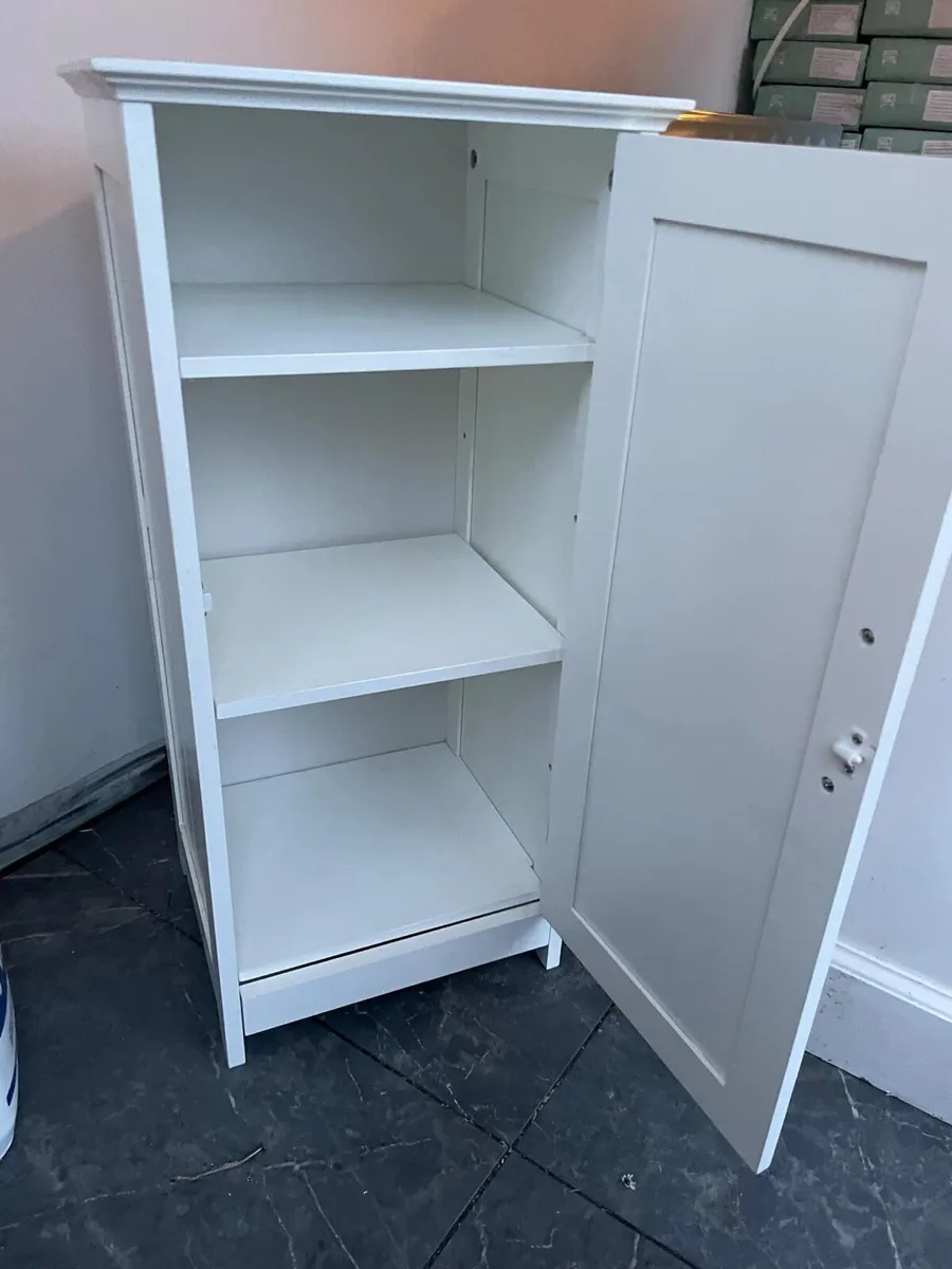 Bathroom cabinet - Image 3