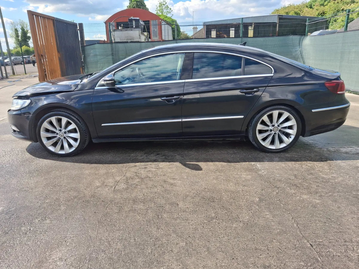 ?2014 Volkswagen Passat CC  GT 2.0 TDI - Image 3