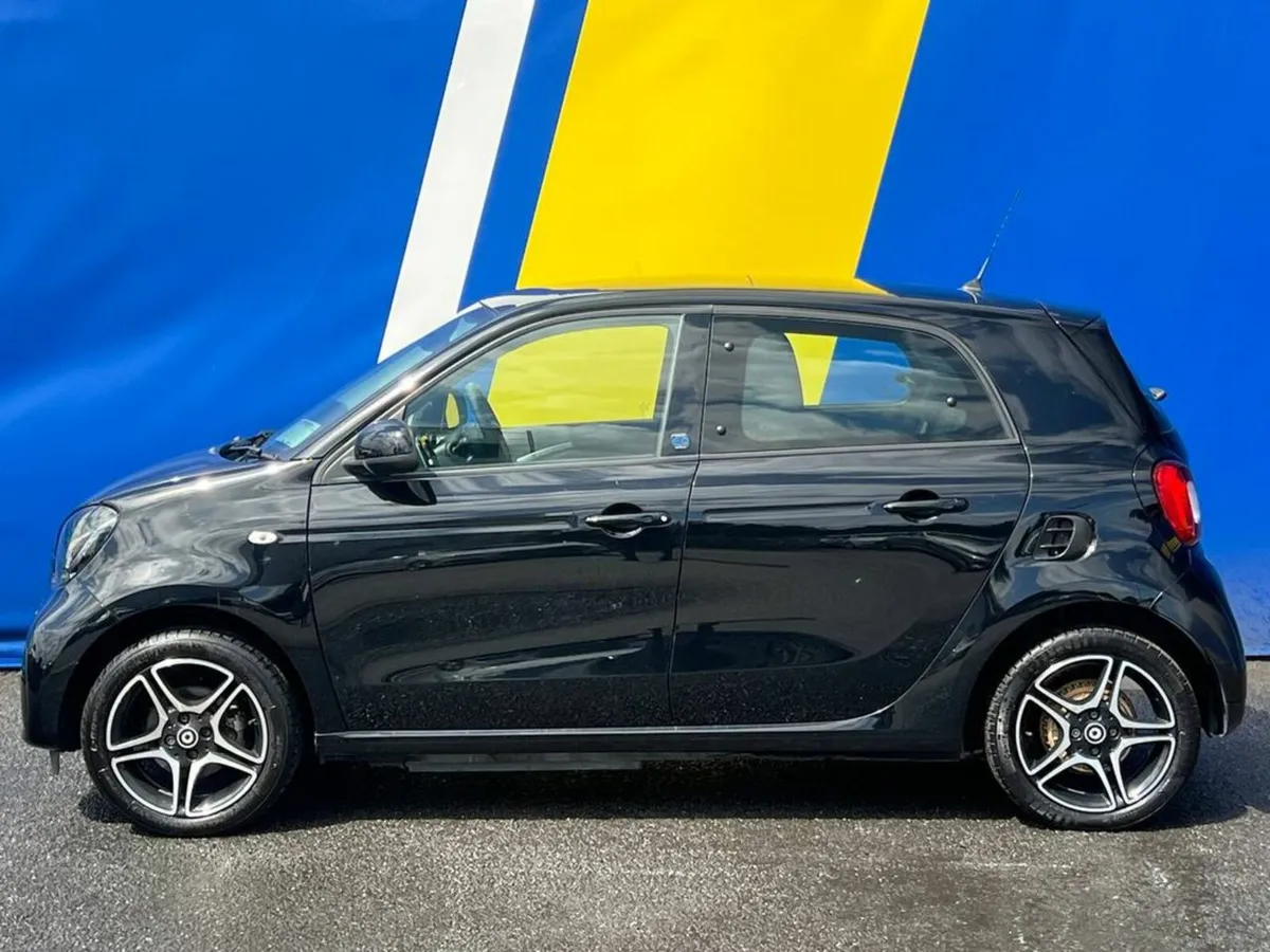 Smart CAR FORFOUR EQ PULSE PREMIUM // PANORAMIC SU - Image 4