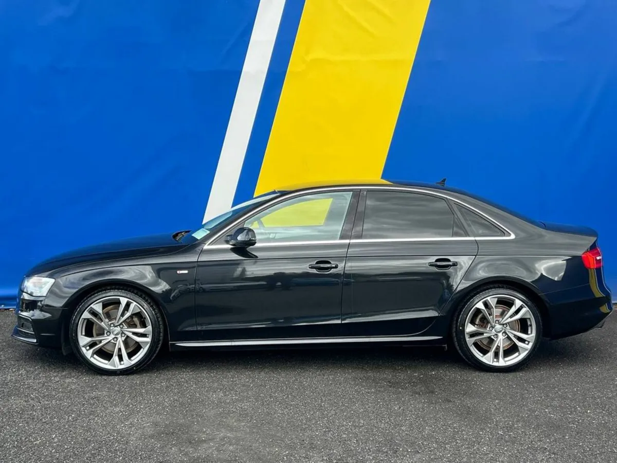 Audi A4 S-LINE 2.0 TFSI AUTO // NEW 19" S-LINE ALL - Image 3