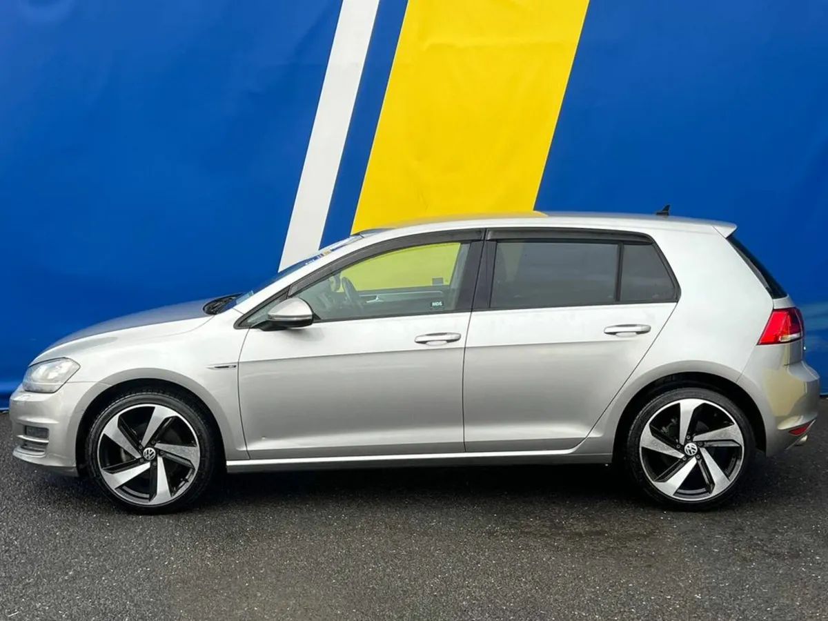Volkswagen Golf COMFORTLINE R-LINE PACK 1.2 TSI AU - Image 3