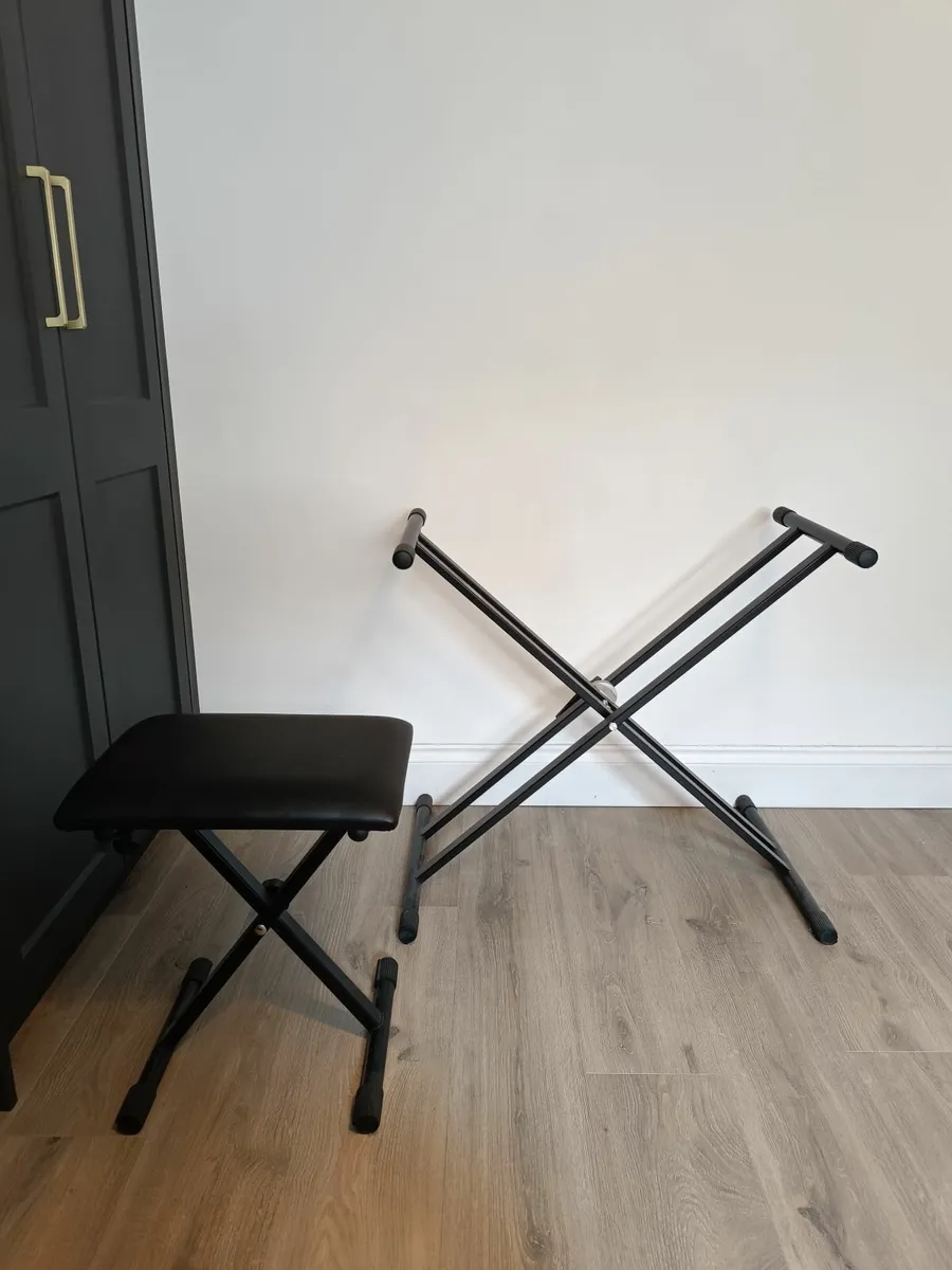 Keyboard stand and seat - Image 1