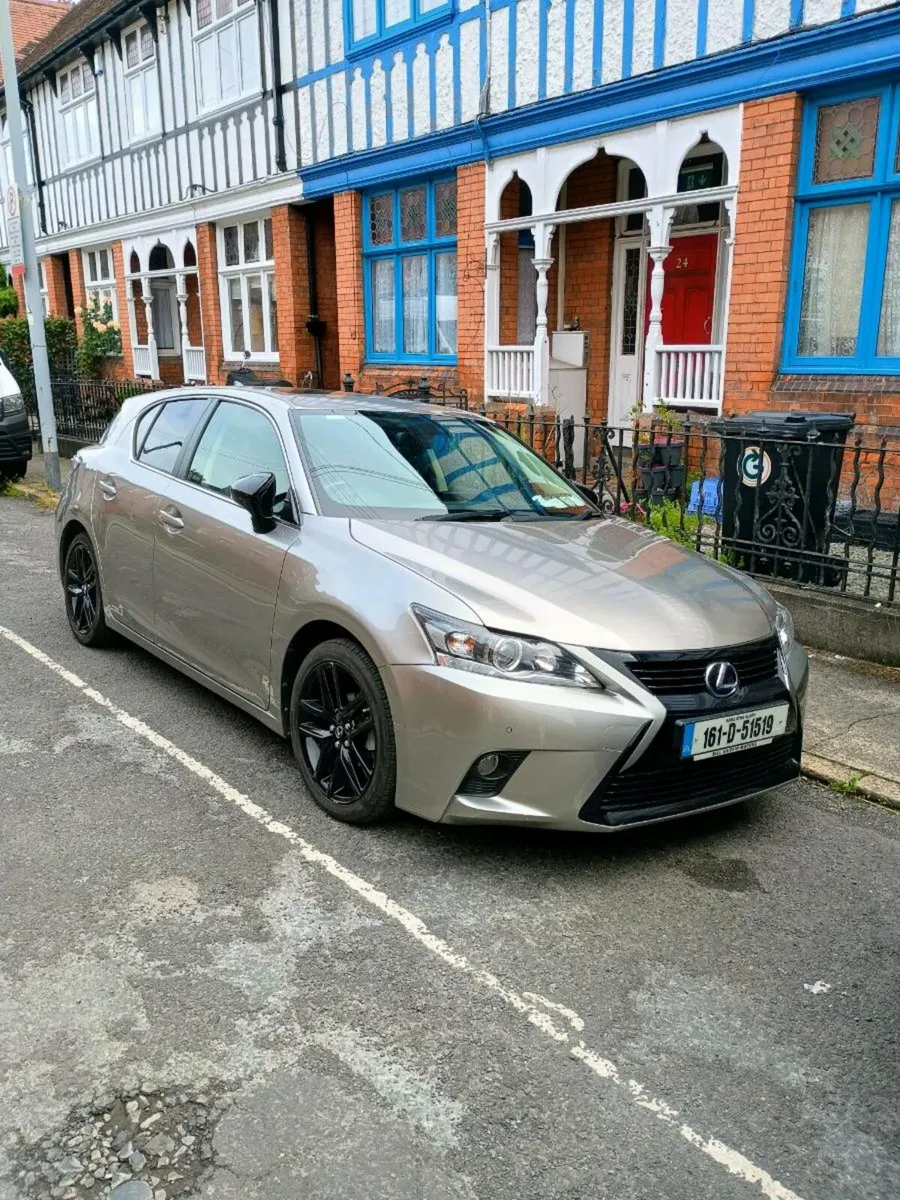 Car - Image 3