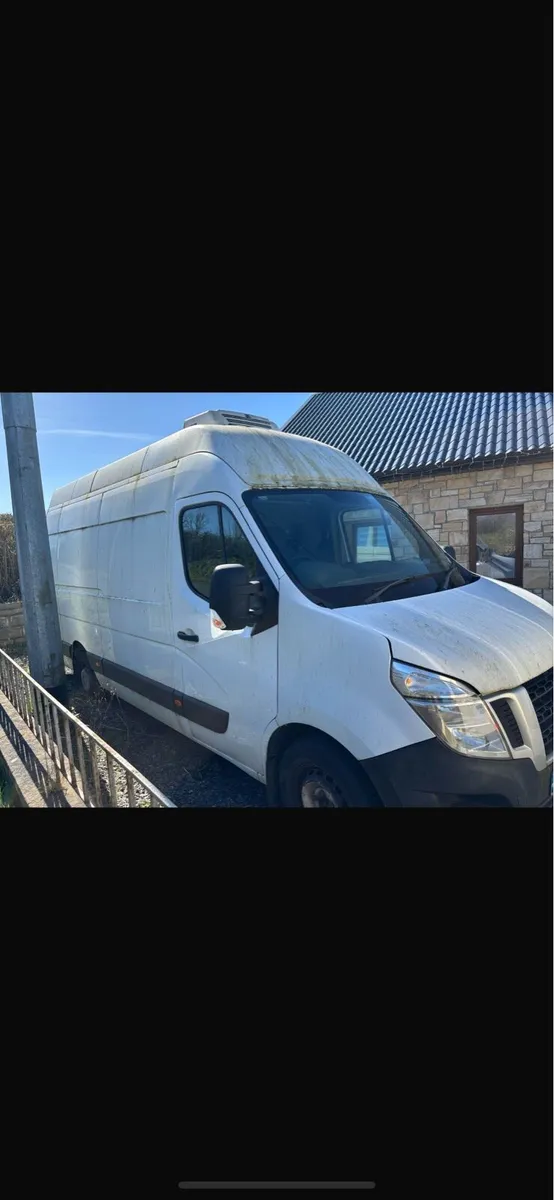 Nissan NV400 2.3 twin turbo-2750€ - Image 4