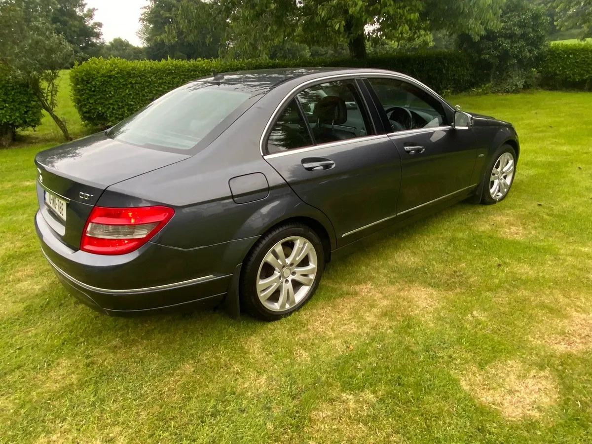 Car - Image 1
