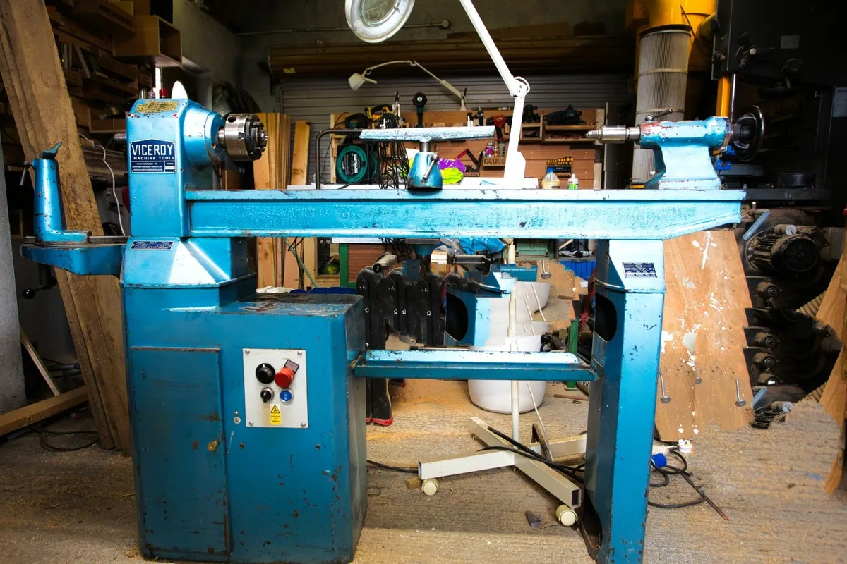 Viceroy Woodturning Lathe - Image 1