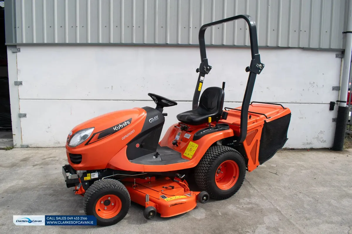 2023 Kubota GR2120 ride-on lawnmower - Image 1