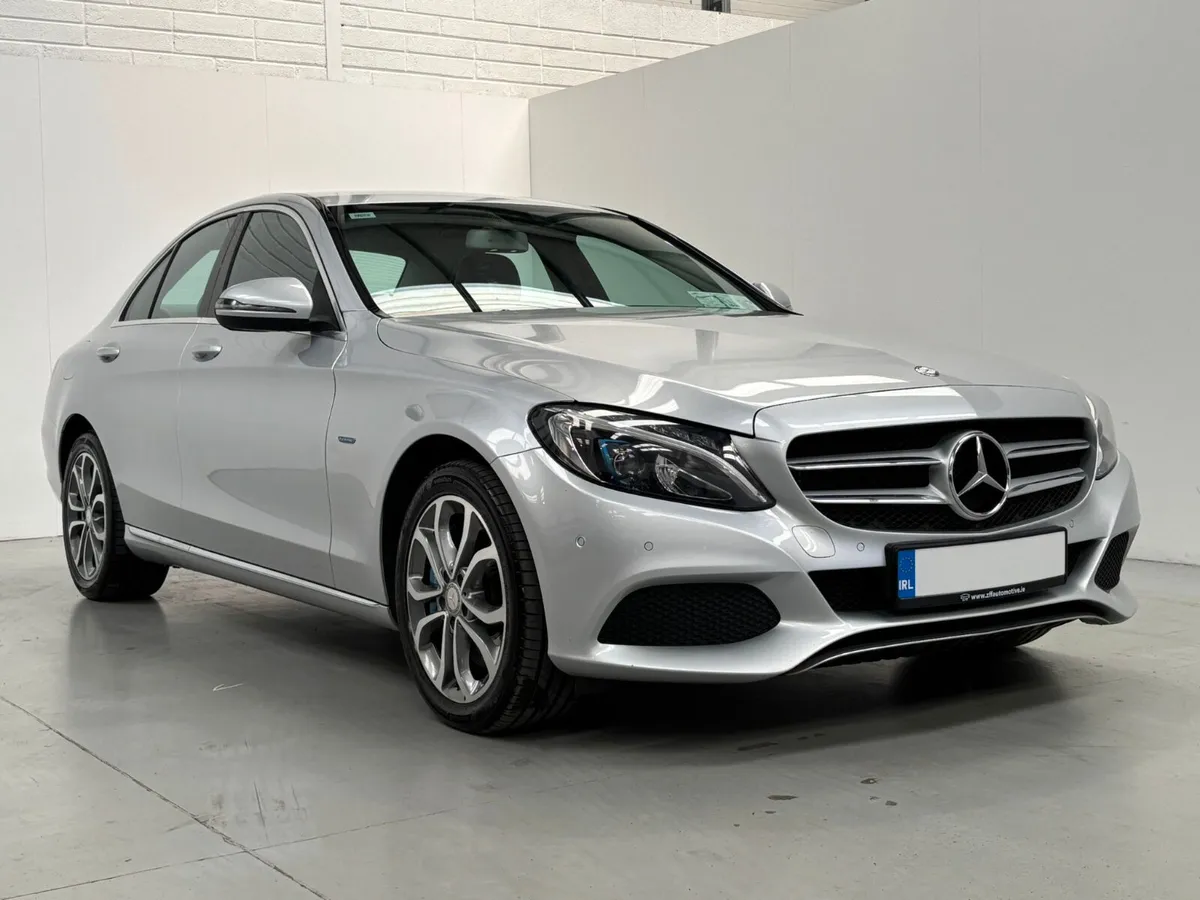 2017 Mercedes-Benz C 350E Avantgarde Auto - Image 1