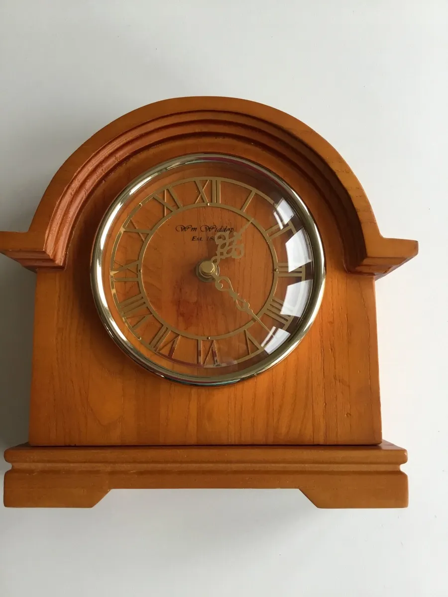Battery mantle clock - Image 4