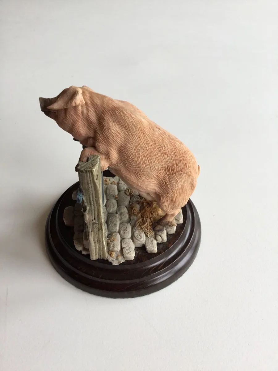 Pig in Sty ornament - Image 3