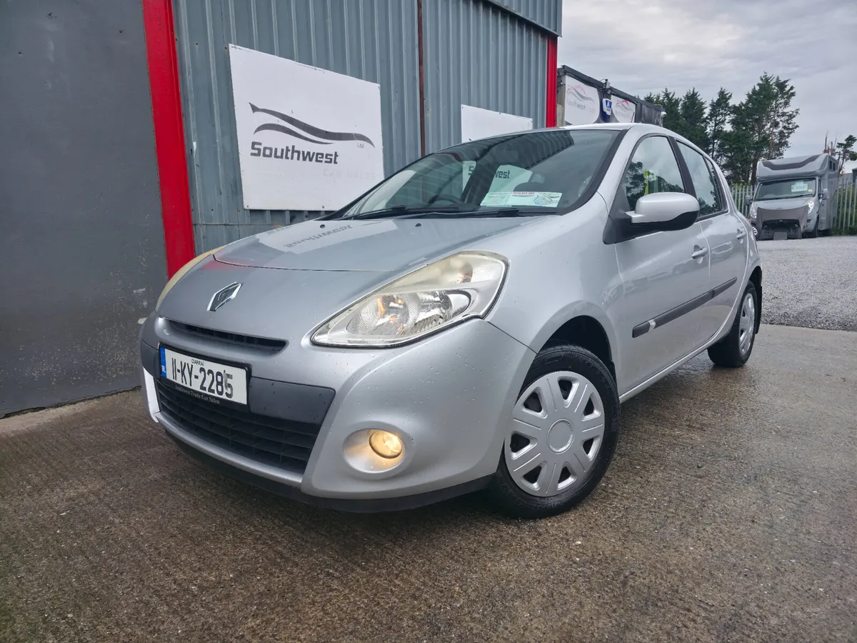 2011 Renault Clio ** NCT 06-26 Tax 08-25 ** - Image 2