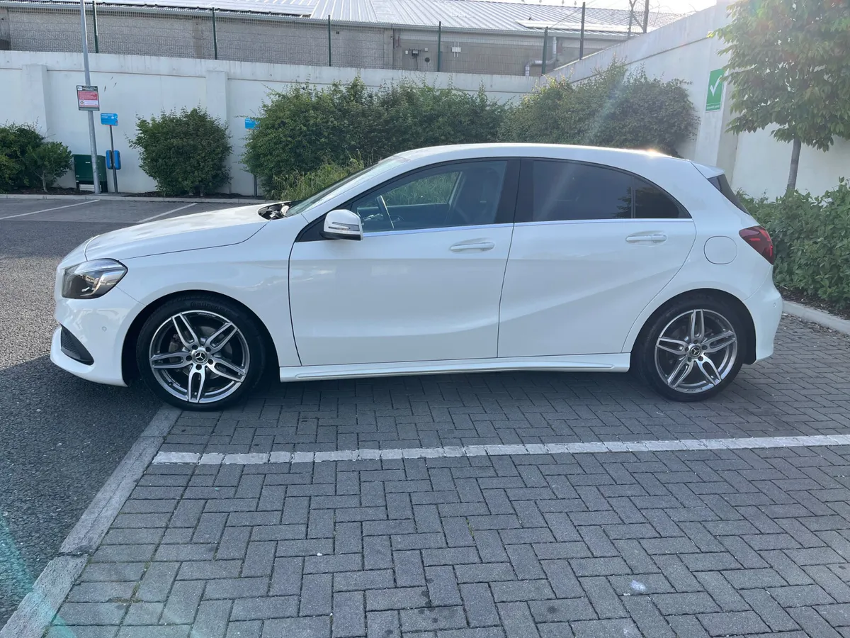 Mercedes-Benz A-Class 2017 low mileage automatic - Image 4