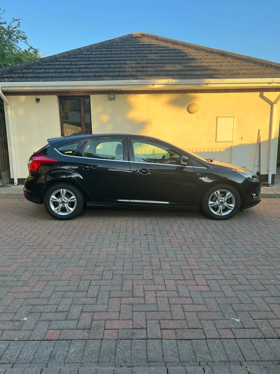 132 Ford Focus 1.6D Low miles well serviced - Image 2