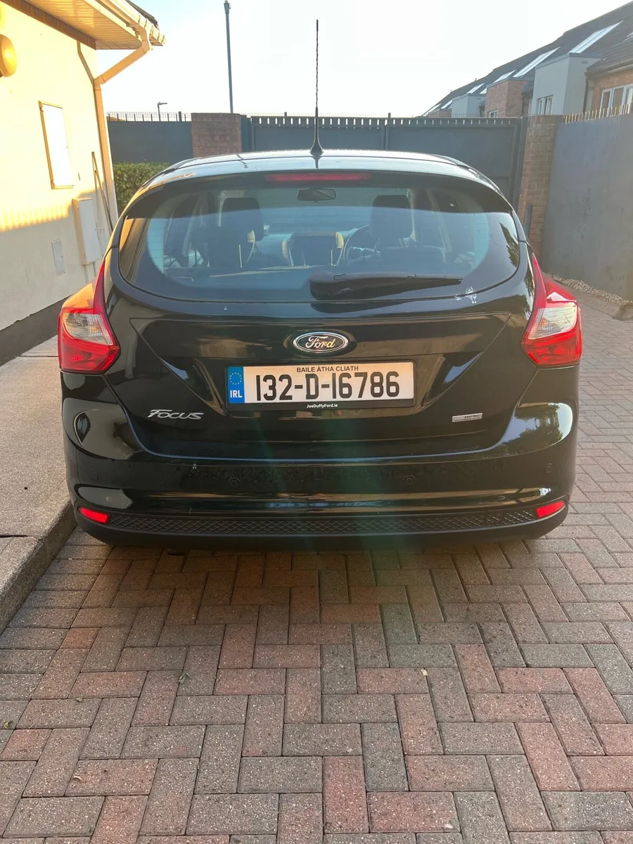 132 Ford Focus 1.6D Low miles well serviced - Image 3