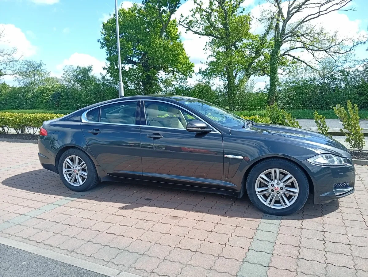 Jaguar XF 2014 - Image 1