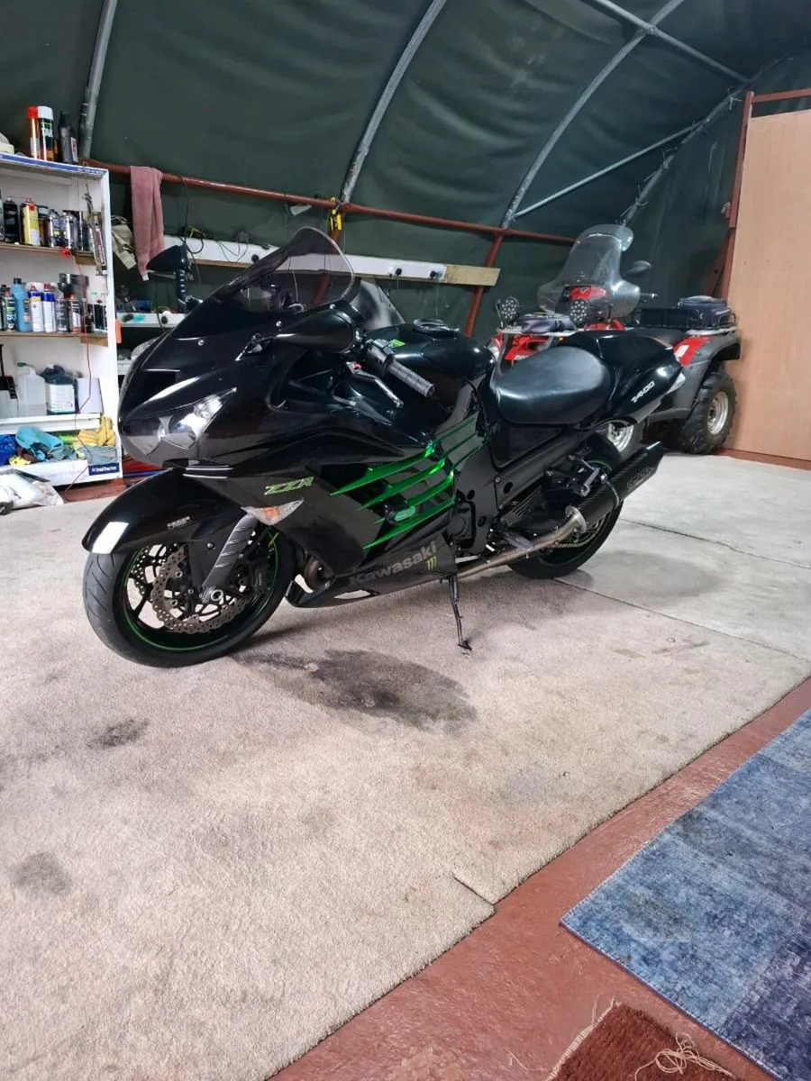 Kawasaki ZZR1400 - Image 2