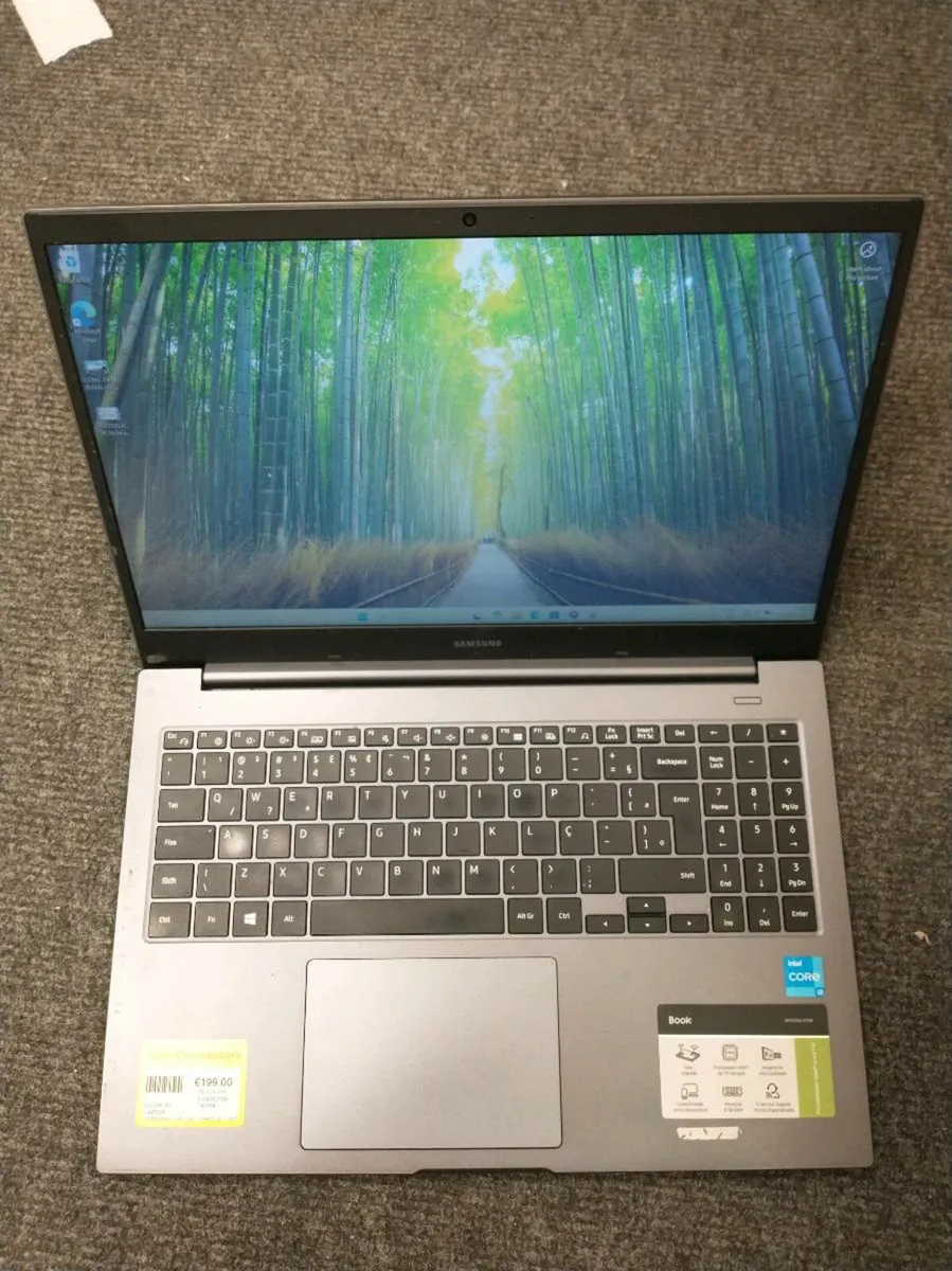 Laptop - Image 2