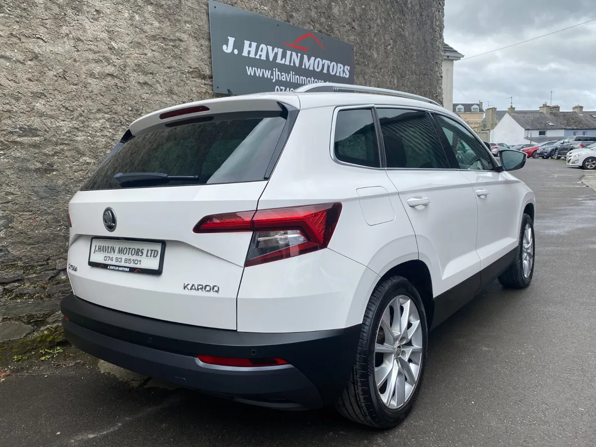Mar 2018 Skoda Karoq 1.6 TDi SEL  'Heated Leather' - Image 3