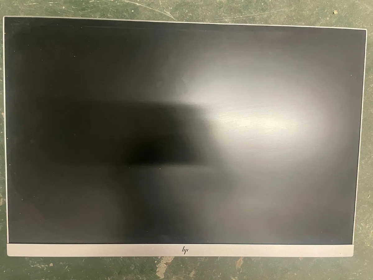 HP Monitors - Image 1