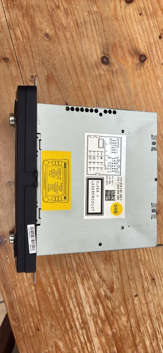 Car radio - Image 3