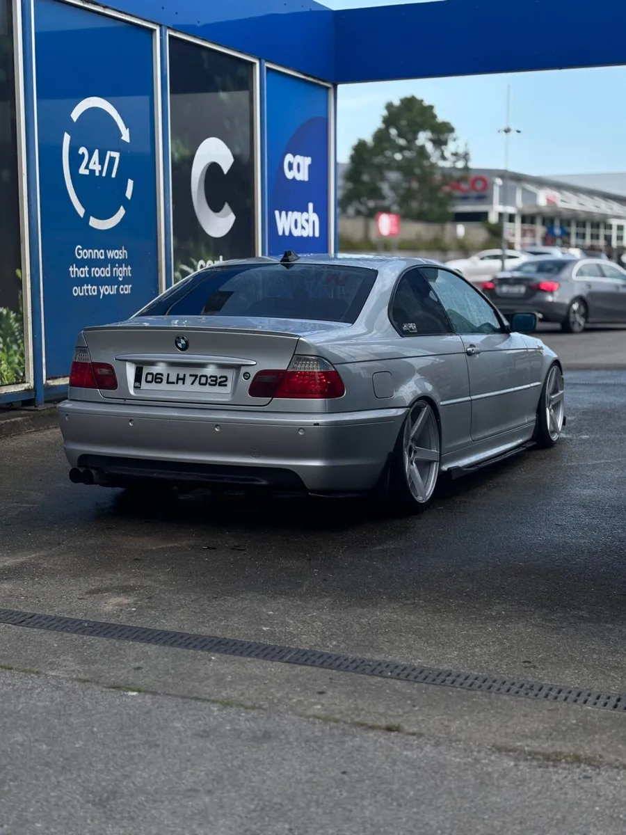 E46 BMW 3-Series 2006 204bhp 330d - Image 3